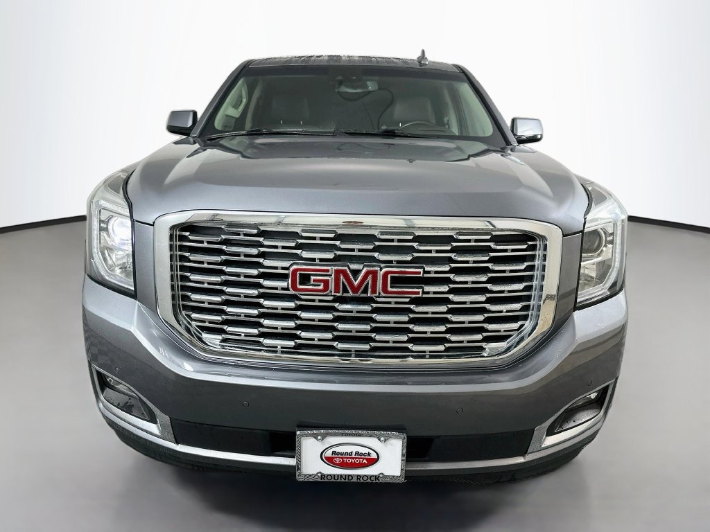 Used 2019 GMC Yukon Denali RWD image 2