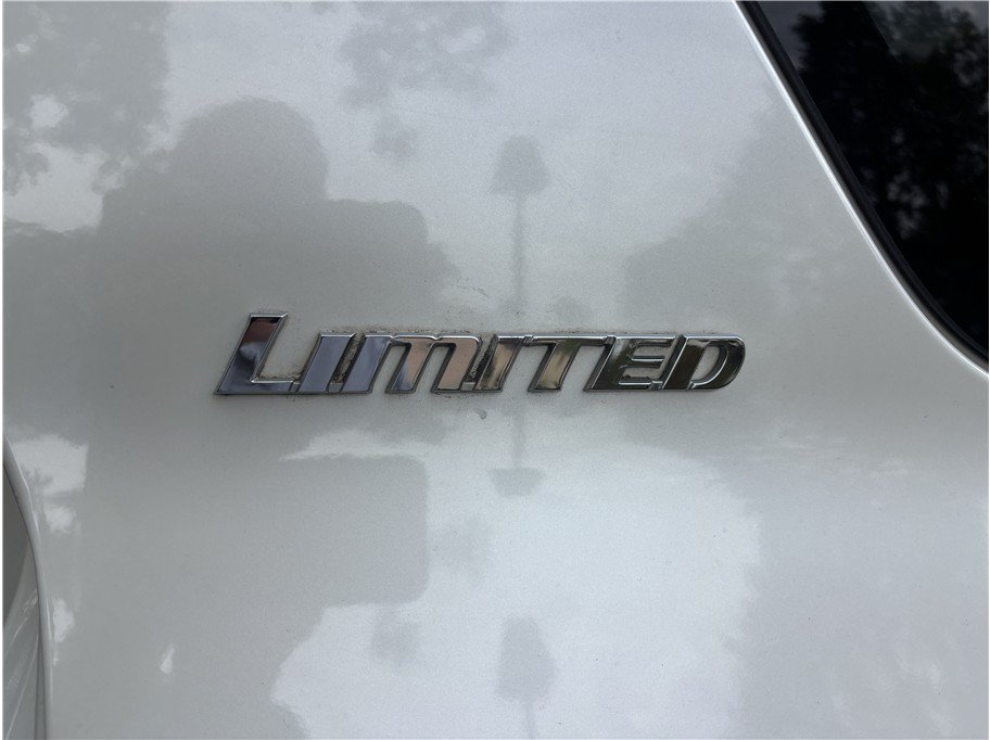 Used 2012 Toyota 4Runner Limited AWD/4WD image 11