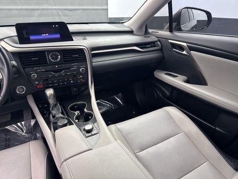 Used 2019 Lexus RX 350L FWD w/ Accessory Package image 10