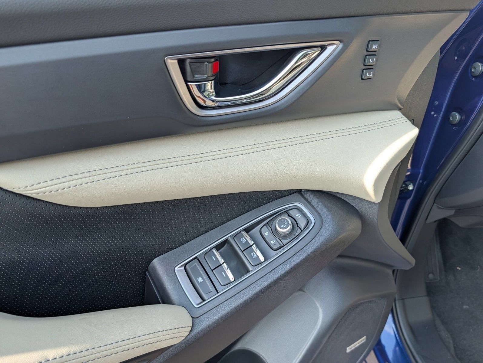 New 2026 Subaru Ascent Limited AWD/4WD image 32