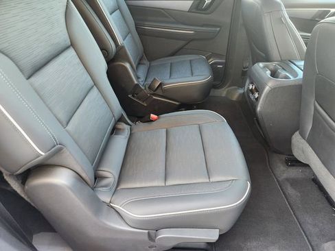 Certified 2025 Buick Enclave Sport Touring FWD image 31
