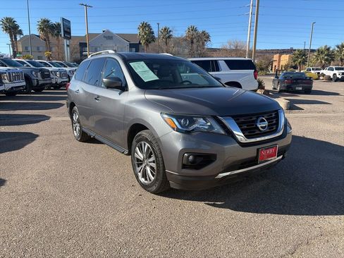 Used 2019 Nissan Pathfinder SL image 7