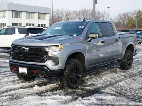 Used 2024 Chevrolet Silverado 1500 LT Trail Boss w/ Protection Package AWD/4WD image 2