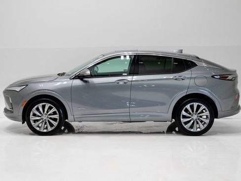 Used 2024 Buick Envista Avenir FWD image 28