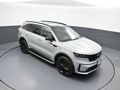 Certified 2022 Kia Sorento SX AWD/4WD image 39