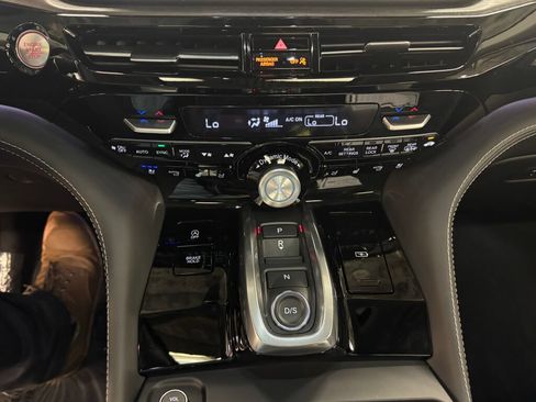 Certified 2026 Acura MDX SH-AWD w/ Advance Package image 23