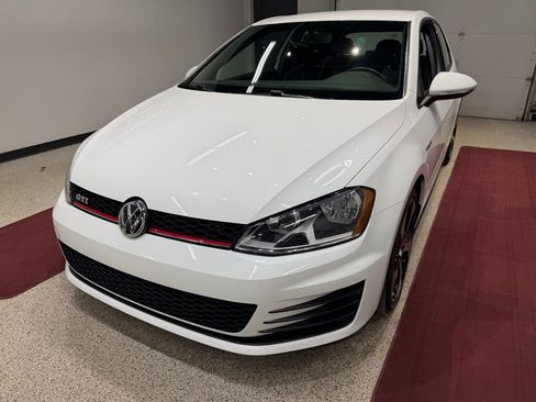 Used 2016 Volkswagen GTI S image 5