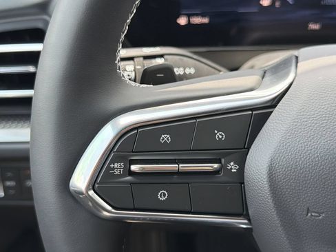 New 2026 Chevrolet Traverse LT w/ Midnight/Sport Edition FWD image 10