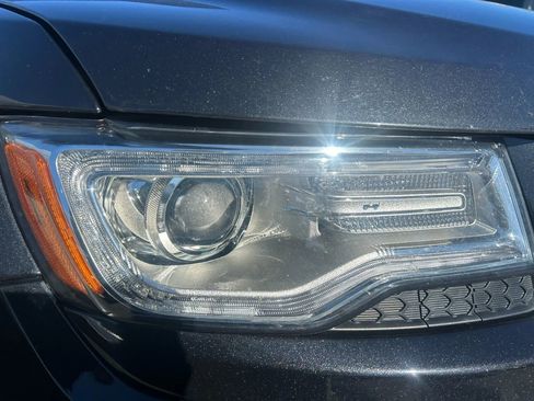 Used 2014 Jeep Grand Cherokee Summit image 4