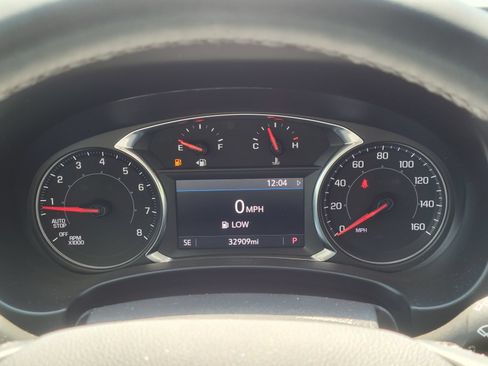 Used 2023 GMC Terrain SLT w/ LPO, Floor Liner Package AWD/4WD image 14