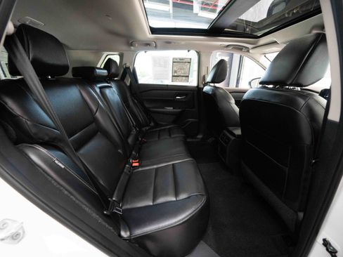 Used 2023 Nissan Rogue SL w/ SL Premium Package image 25