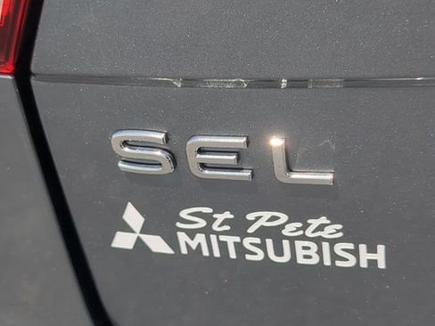 Used 2023 Volkswagen Tiguan SEL R-Line AWD/4WD image 14
