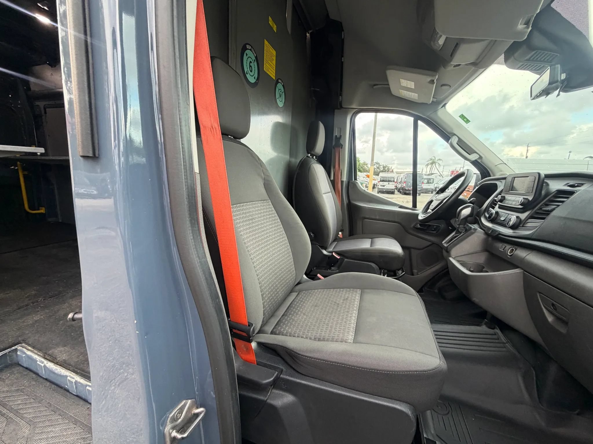 Used 2020 Ford Transit 250 148 High Roof Extended RWD image 19
