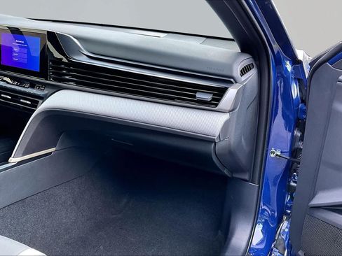 Certified 2025 Toyota Camry SE w/ Convenience Package FWD image 19