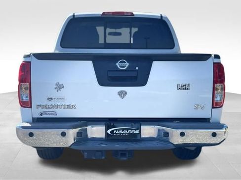 Used 2018 Nissan Frontier SV w/ Value Truck Package image 4