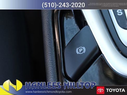 Used 2015 Ford Fusion SE FWD image 20