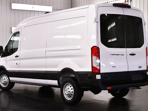 New 2026 Ford Transit 250 148 Medium Roof Extended AWD image 5