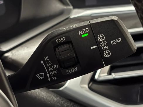 Used 2021 BMW X7 M50i AWD/4WD image 43