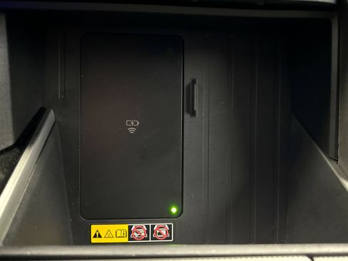 Used 2025 Toyota Sequoia Limited w/ Tow Technology Package image 15