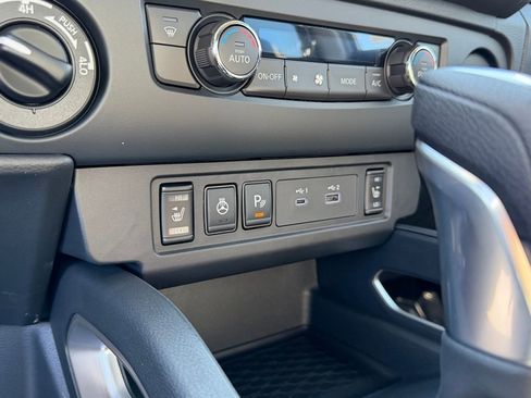 New 2026 Nissan Frontier SV image 30