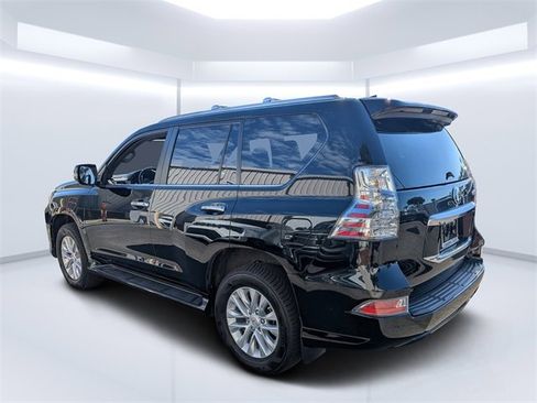 Used 2022 Lexus GX 460 Premium w/ Premium Plus Package image 5