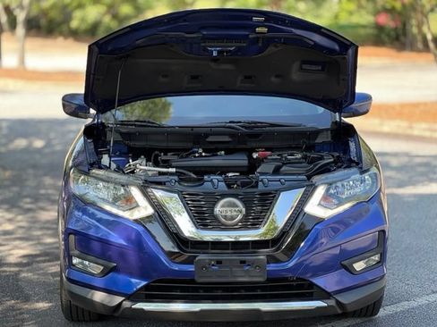 Used 2018 Nissan Rogue SV AWD/4WD image 41