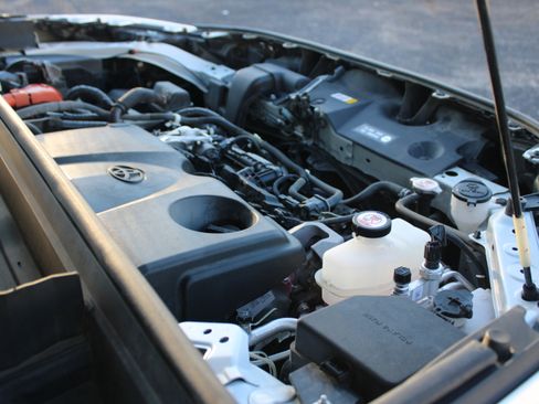 Used 2021 Toyota RAV4 XSE image 65