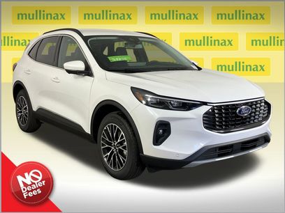 New 2026 Ford Escape SE w/ PHEV Premium Package