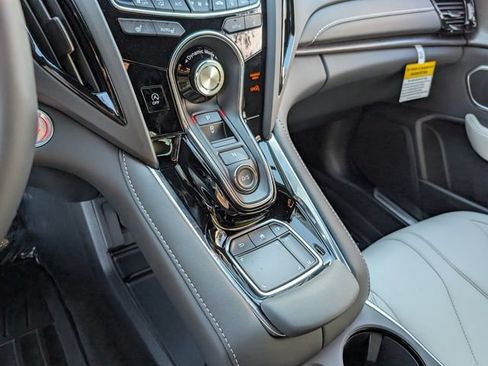 New 2026 Acura RDX SH-AWD image 12