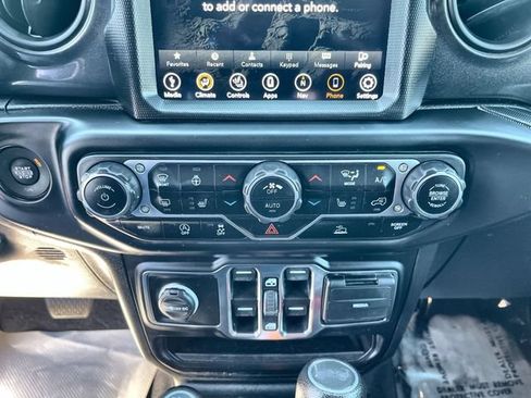 Used 2021 Jeep Wrangler Unlimited Sport AWD/4WD image 18