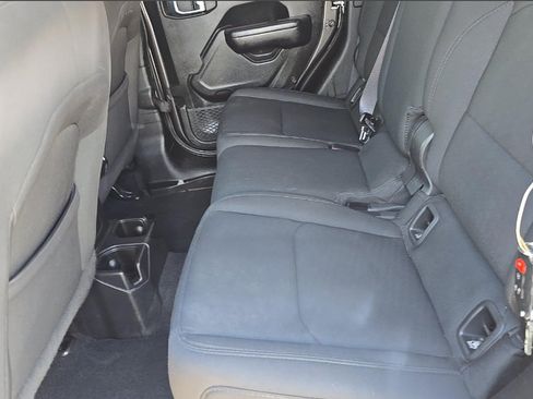 Used 2021 Jeep Gladiator Sport AWD/4WD image 10