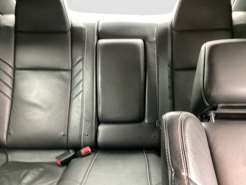 Used 2016 Dodge Challenger SRT Hellcat RWD image 13