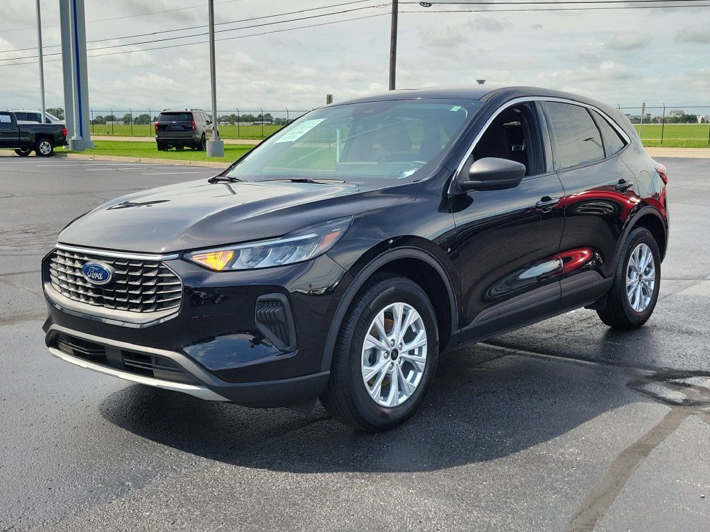 Certified 2024 Ford Escape Active w/ Tech Pack #1 FWD image 8
