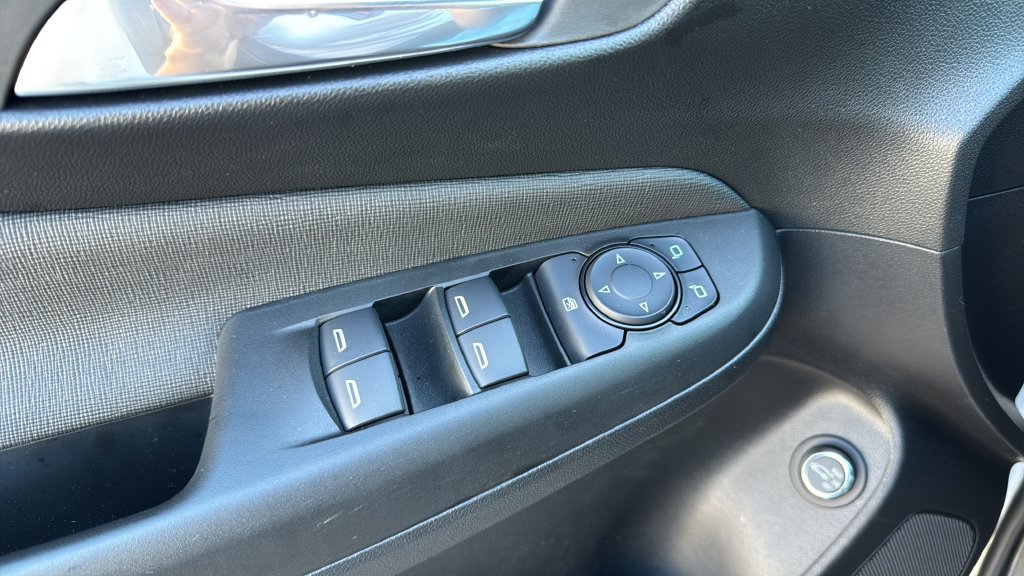 Used 2026 Buick Envista Avenir FWD image 29