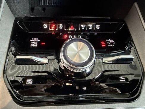 New 2026 Jeep Grand Wagoneer 4WD image 20