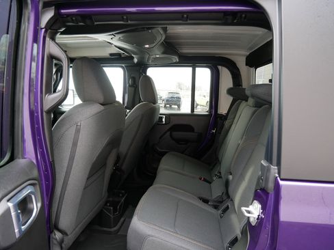 New 2026 Jeep Gladiator Sport image 6