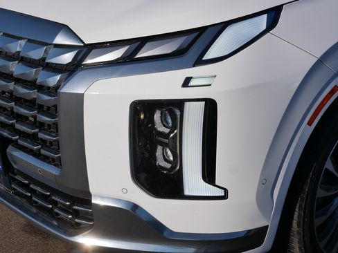 Used 2024 Hyundai Palisade Calligraphy AWD/4WD image 16