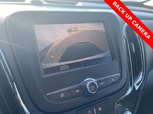 Certified 2022 Chevrolet Equinox RS w/ LPO, Floor Liner Package image 6