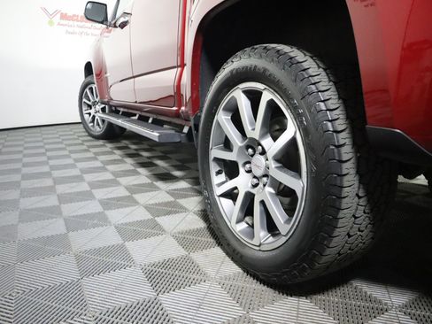 Used 2018 GMC Canyon Denali AWD/4WD image 11