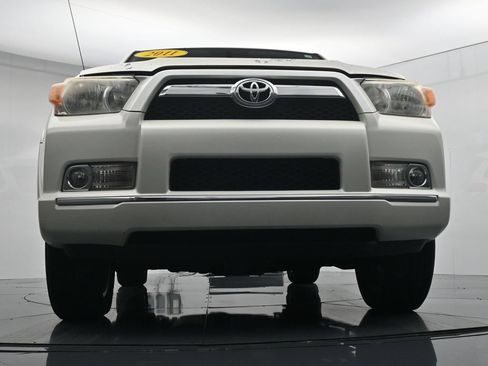 Used 2011 Toyota 4Runner Limited AWD/4WD image 34