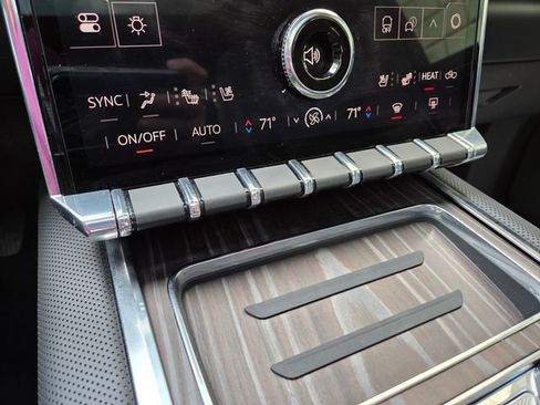Used 2025 GMC Sierra EV Denali AWD/4WD image 46