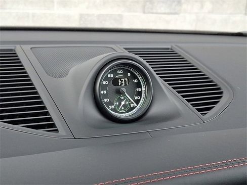 Used 2024 Porsche Macan S image 25