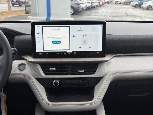 New 2026 Ford Explorer Active w/ Active Comfort Package image 10