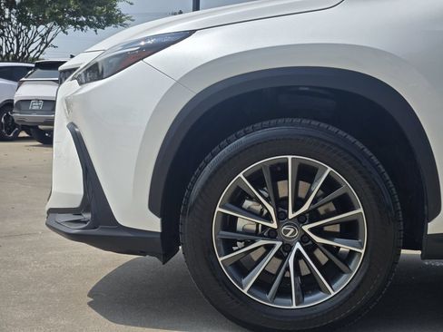 Used 2024 Lexus NX 250 FWD image 14