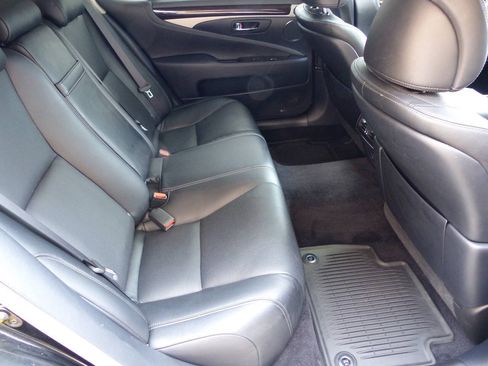 Used 2014 Lexus LS 460 L AWD/4WD image 28