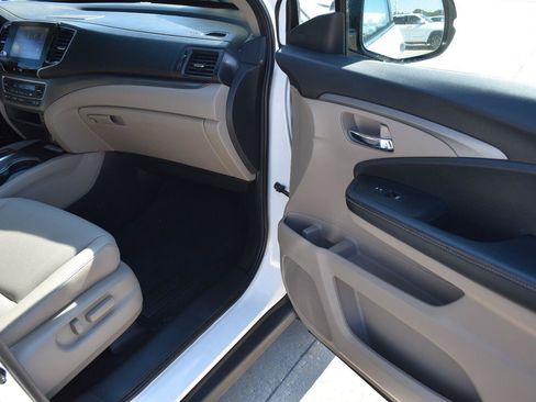 Used 2023 Honda Ridgeline RTL-E image 18