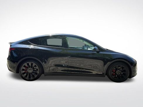 Used 2024 Tesla Model Y Performance AWD/4WD image 2
