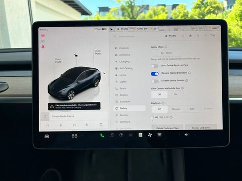 Used 2024 Tesla Model Y Long Range AWD/4WD image 19