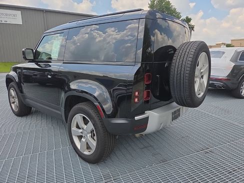 Used 2025 Land Rover Defender 90 S AWD/4WD image 3