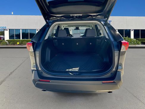 Used 2023 Toyota RAV4 XLE w/ Convenience Package image 25